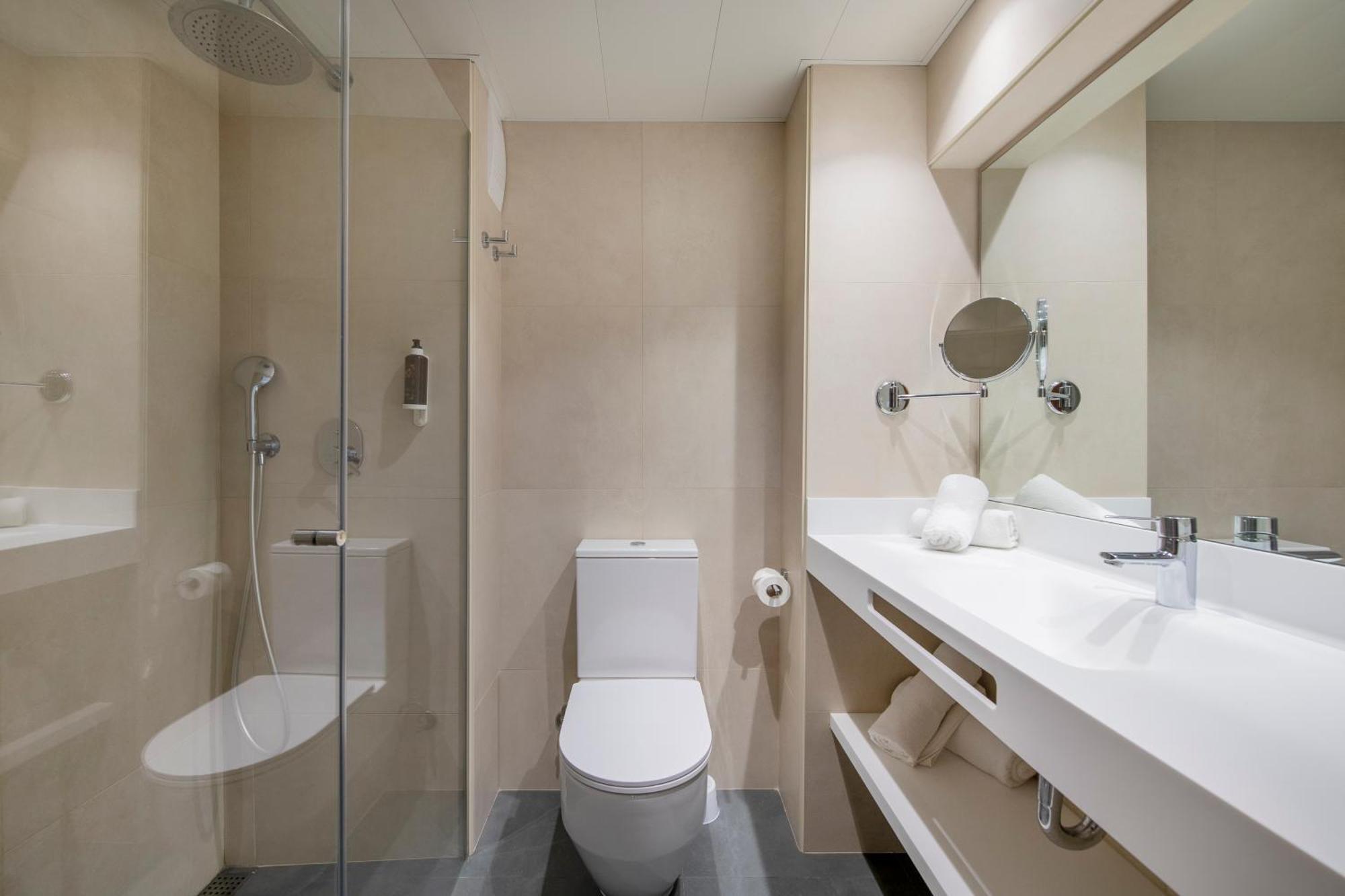 Superior Double Room with Pool and Sea View (2 Adults + 1 Child)